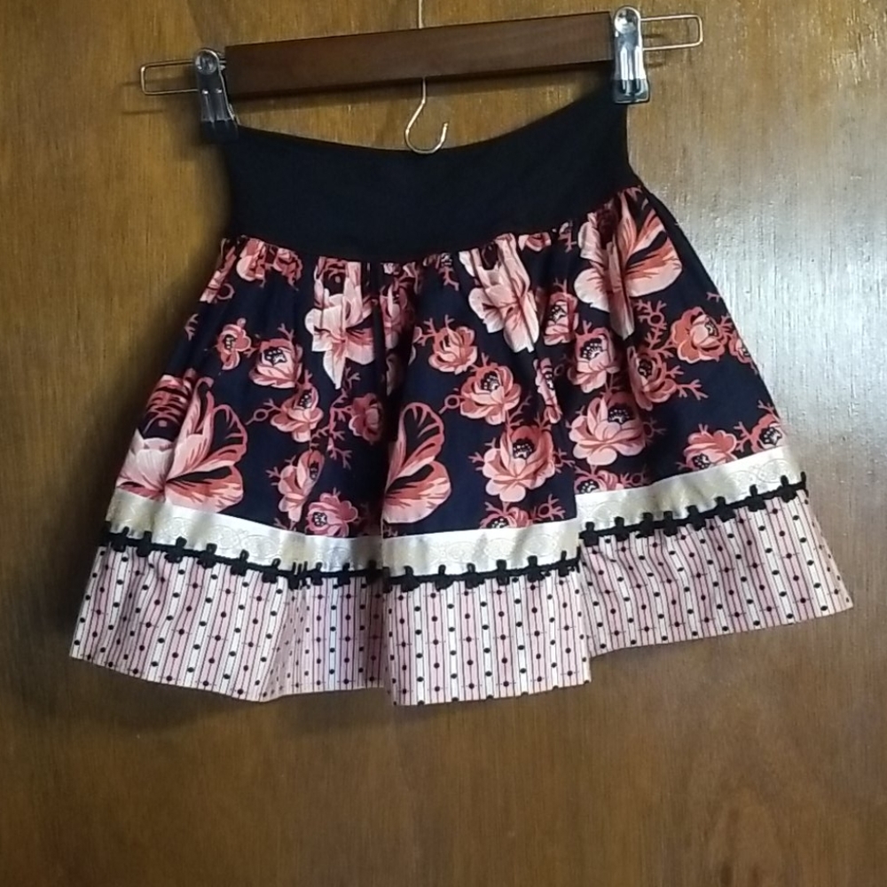 Girls skirt